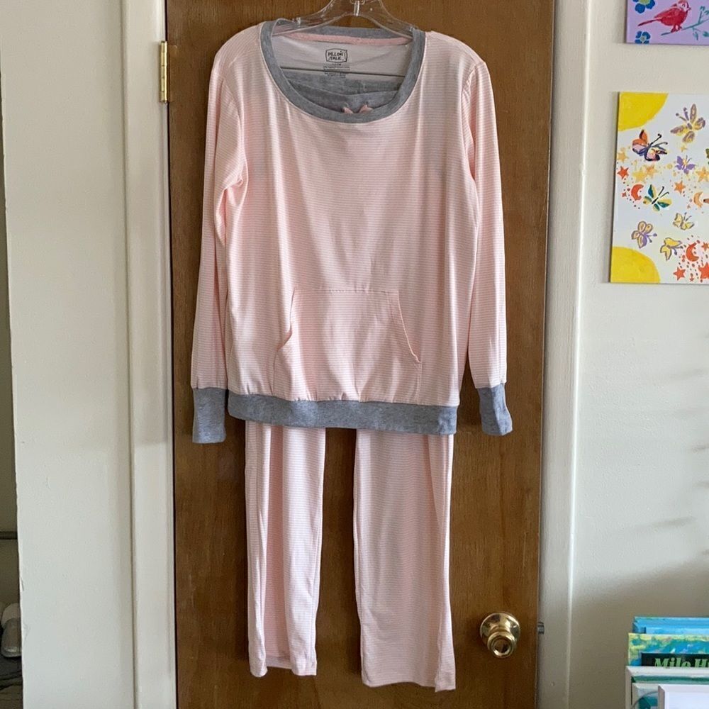 Pillow Talk Pajama Set